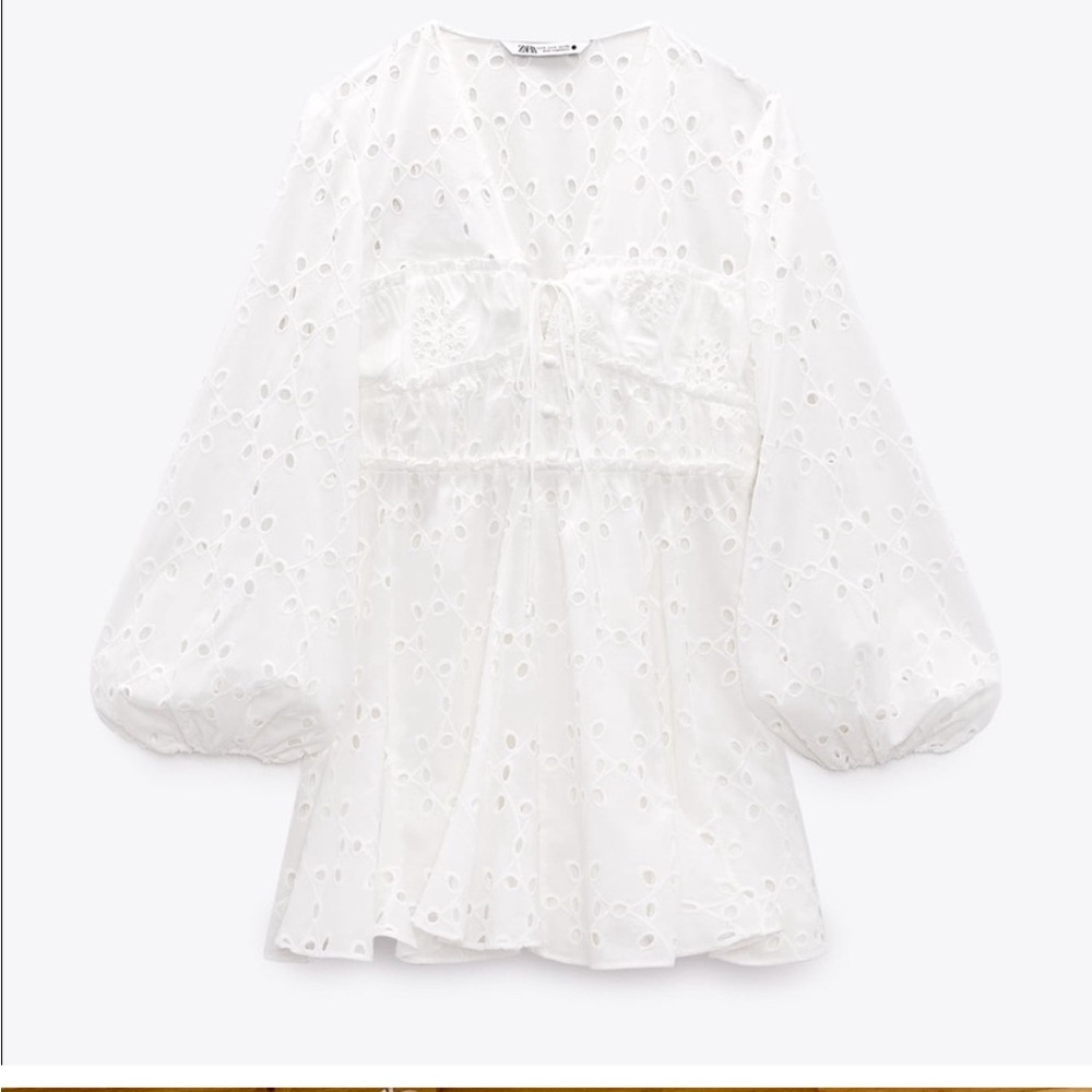 Zara White Long sleeve dress